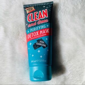Clean& Gone Purifying Detox Charcoal Mask